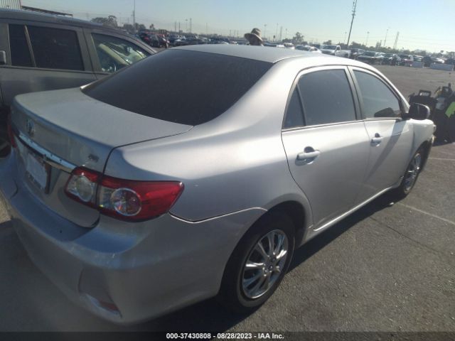 Photo 3 VIN: JTDBU4EE3B9124187 - TOYOTA COROLLA 