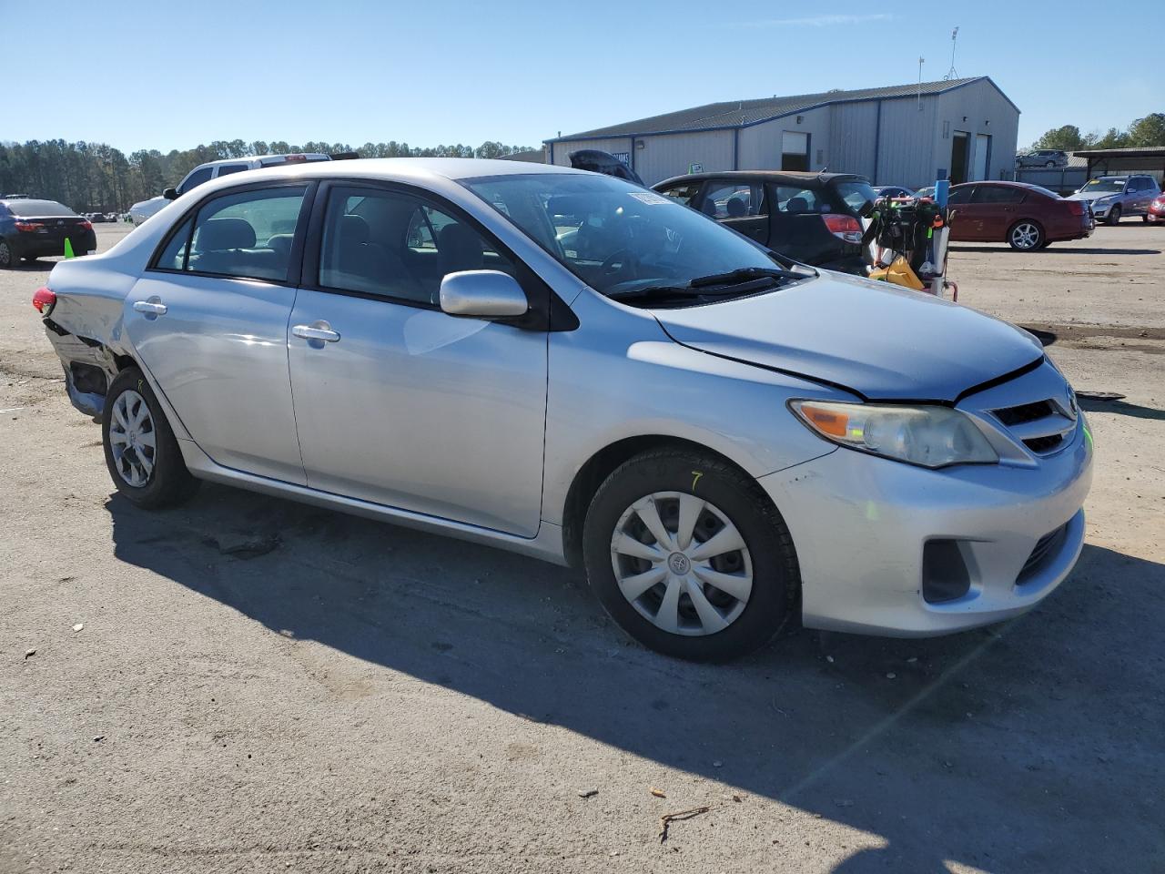 Photo 3 VIN: JTDBU4EE3B9158632 - TOYOTA COROLLA 