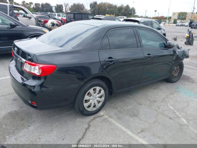 Photo 3 VIN: JTDBU4EE4B9124229 - TOYOTA COROLLA 