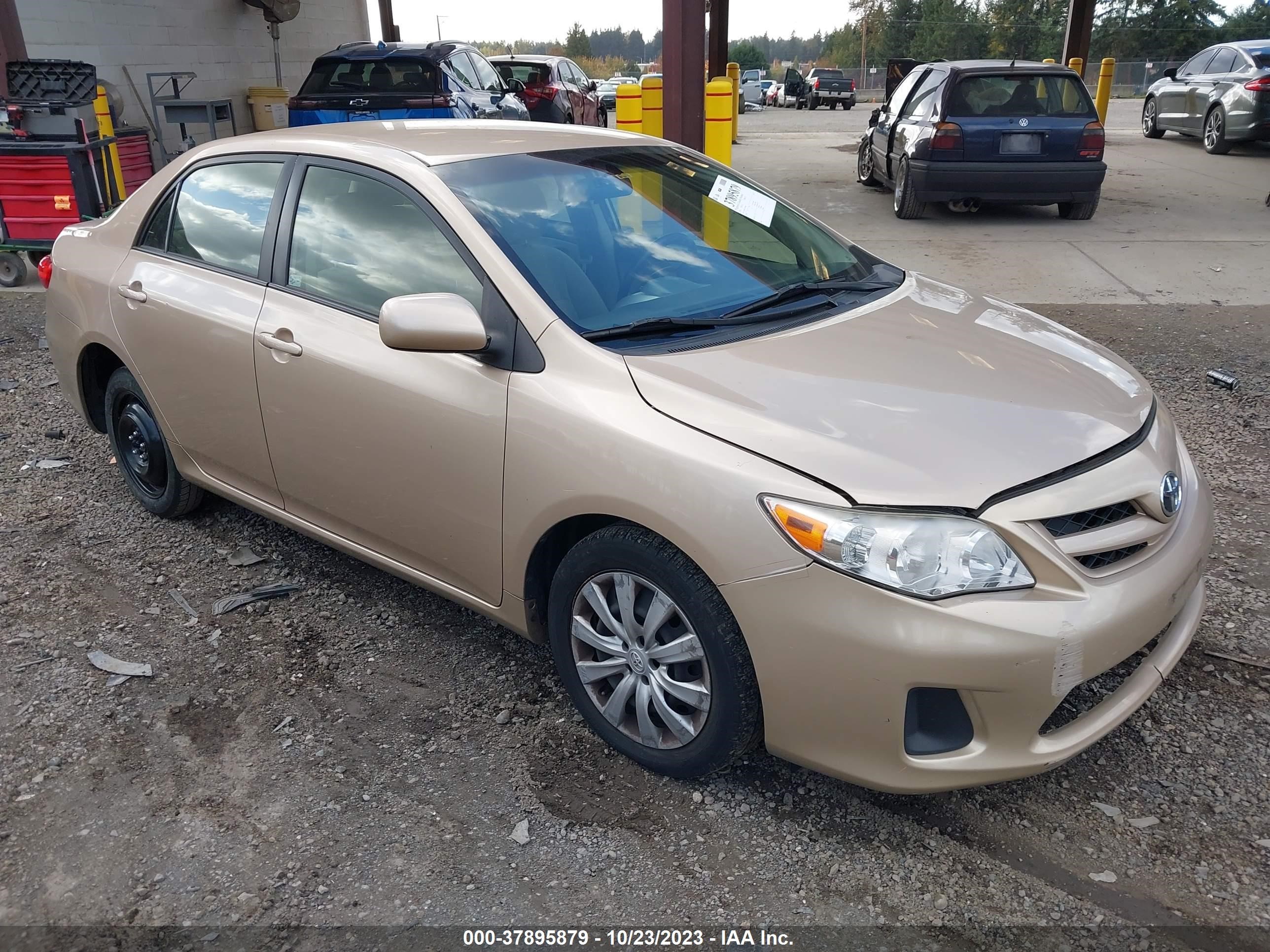 Photo 0 VIN: JTDBU4EE5C9174848 - TOYOTA COROLLA 