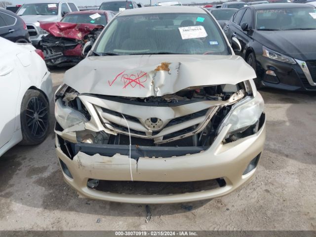 Photo 5 VIN: JTDBU4EE6B9142019 - TOYOTA COROLLA 