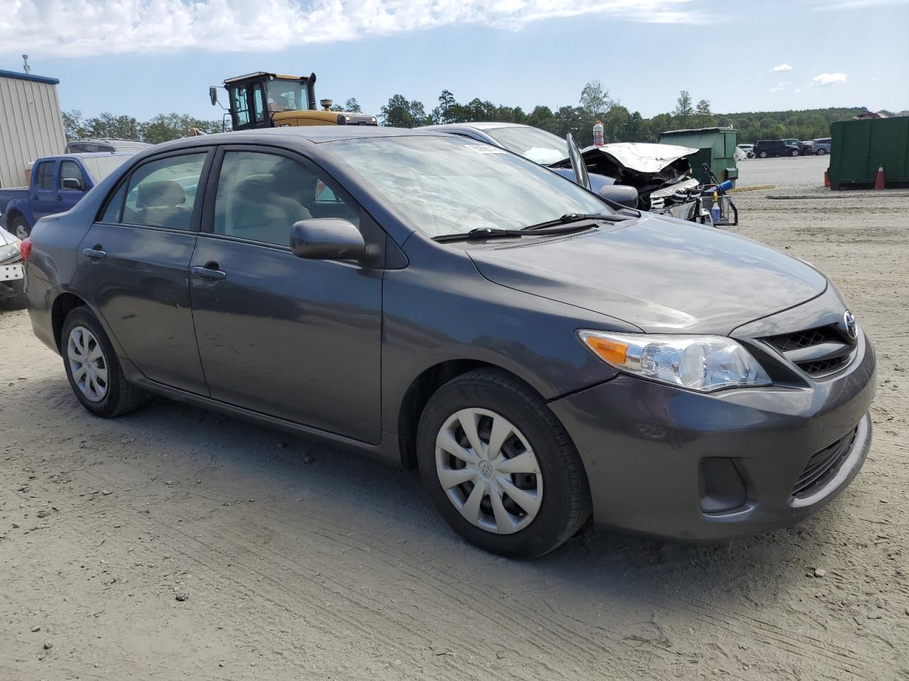 Photo 3 VIN: JTDBU4EE6B9155949 - TOYOTA COROLLA 