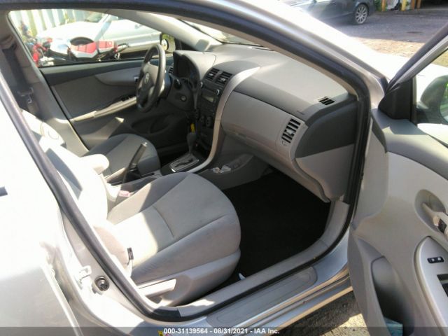 Photo 4 VIN: JTDBU4EE7AJ060426 - TOYOTA COROLLA 