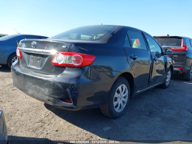 Photo 3 VIN: JTDBU4EE7B9143423 - TOYOTA COROLLA 