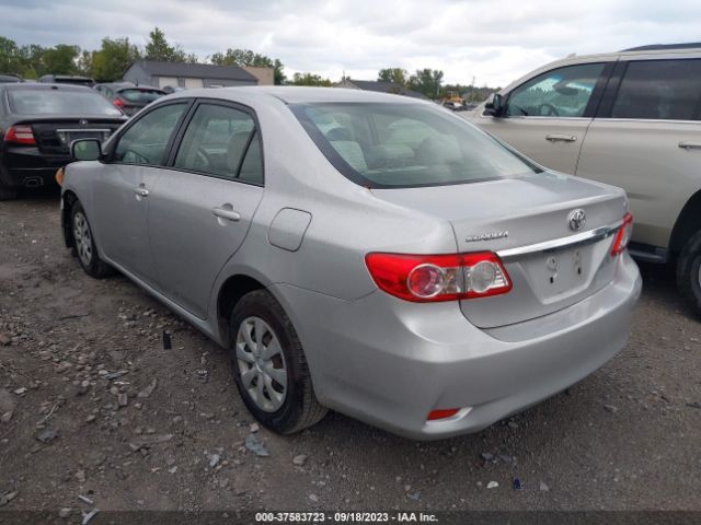 Photo 2 VIN: JTDBU4EE7B9143955 - TOYOTA COROLLA 