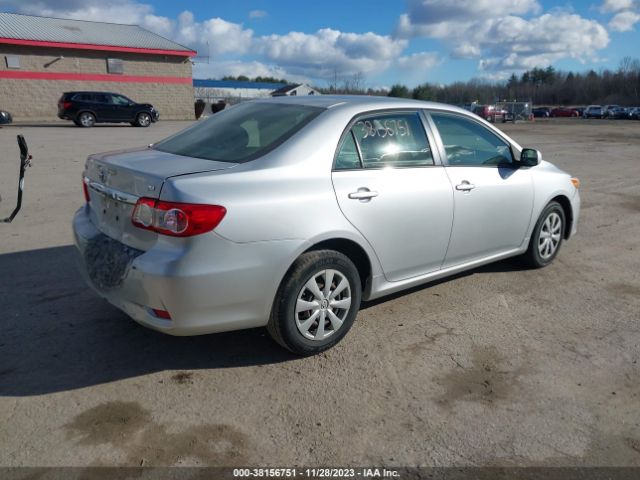 Photo 3 VIN: JTDBU4EE7B9150369 - TOYOTA COROLLA 