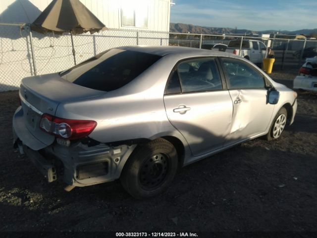 Photo 3 VIN: JTDBU4EE7B9162344 - TOYOTA COROLLA 