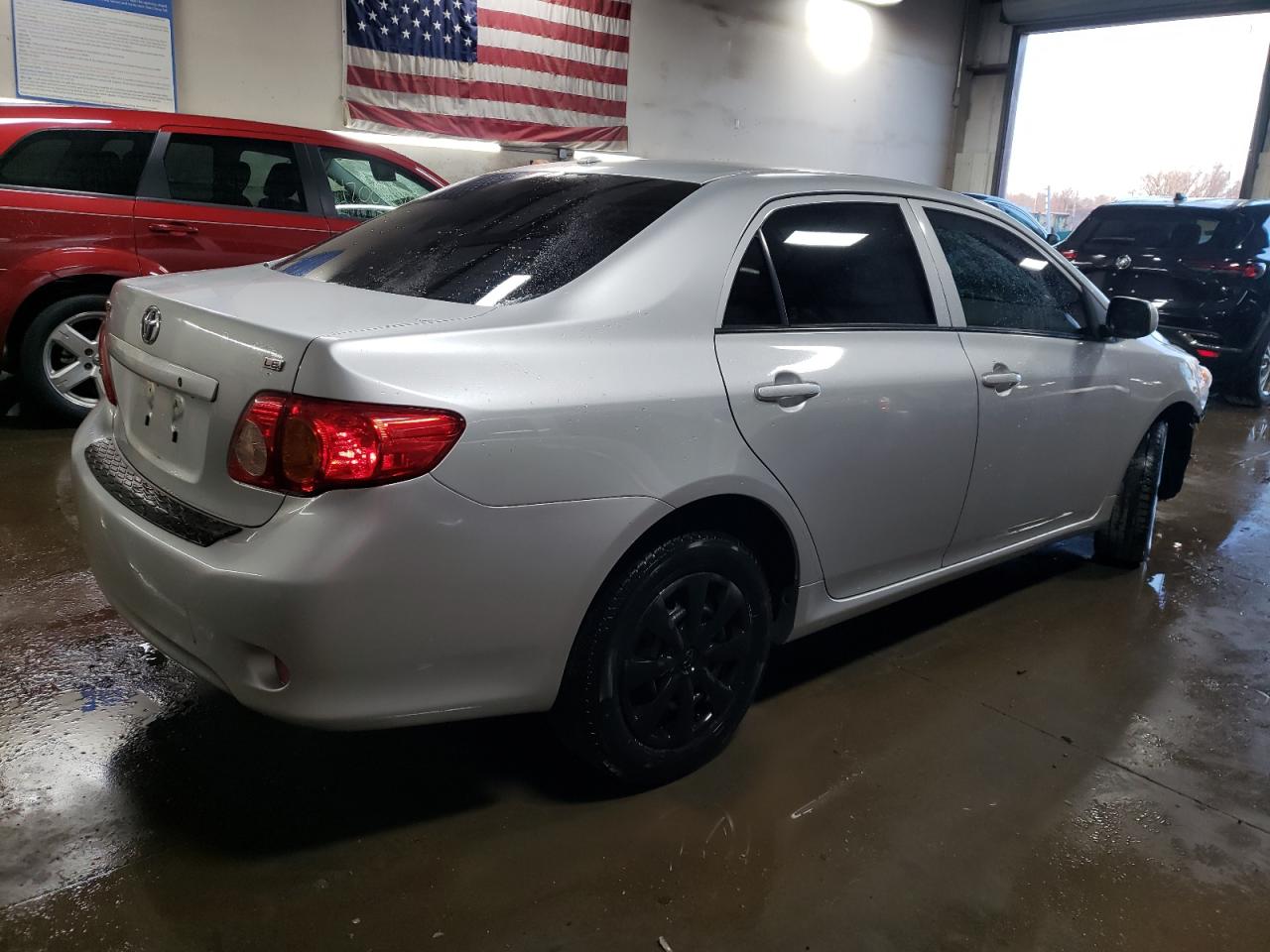 Photo 2 VIN: JTDBU4EE8A9117976 - TOYOTA COROLLA 