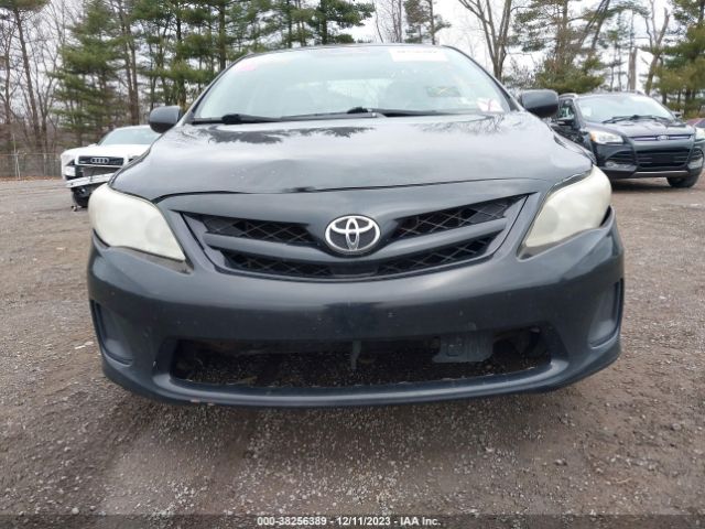 Photo 5 VIN: JTDBU4EE9BJ093977 - TOYOTA COROLLA 