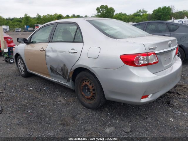 Photo 2 VIN: JTDBU4EE9BJ107585 - TOYOTA COROLLA 