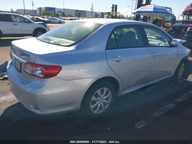 Photo 3 VIN: JTDBU4EEXB9151788 - TOYOTA COROLLA 