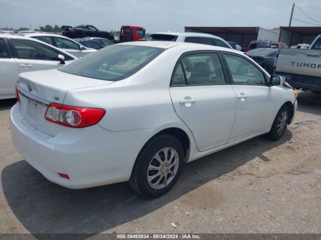 Photo 3 VIN: JTDBU4EEXBJ091865 - TOYOTA COROLLA 