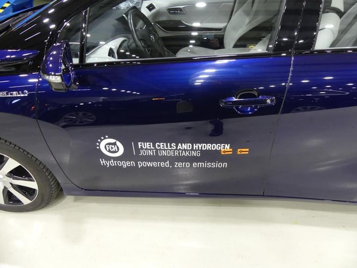 Photo 24 VIN: JTDBVRBD00A000900 - TOYOTA MIRAI 