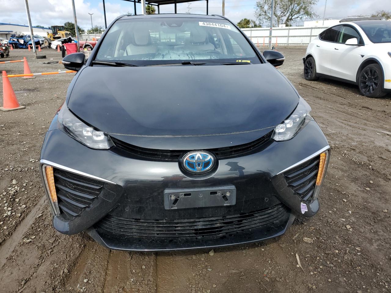 Photo 4 VIN: JTDBVRBD0KA006165 - TOYOTA MIRAI 