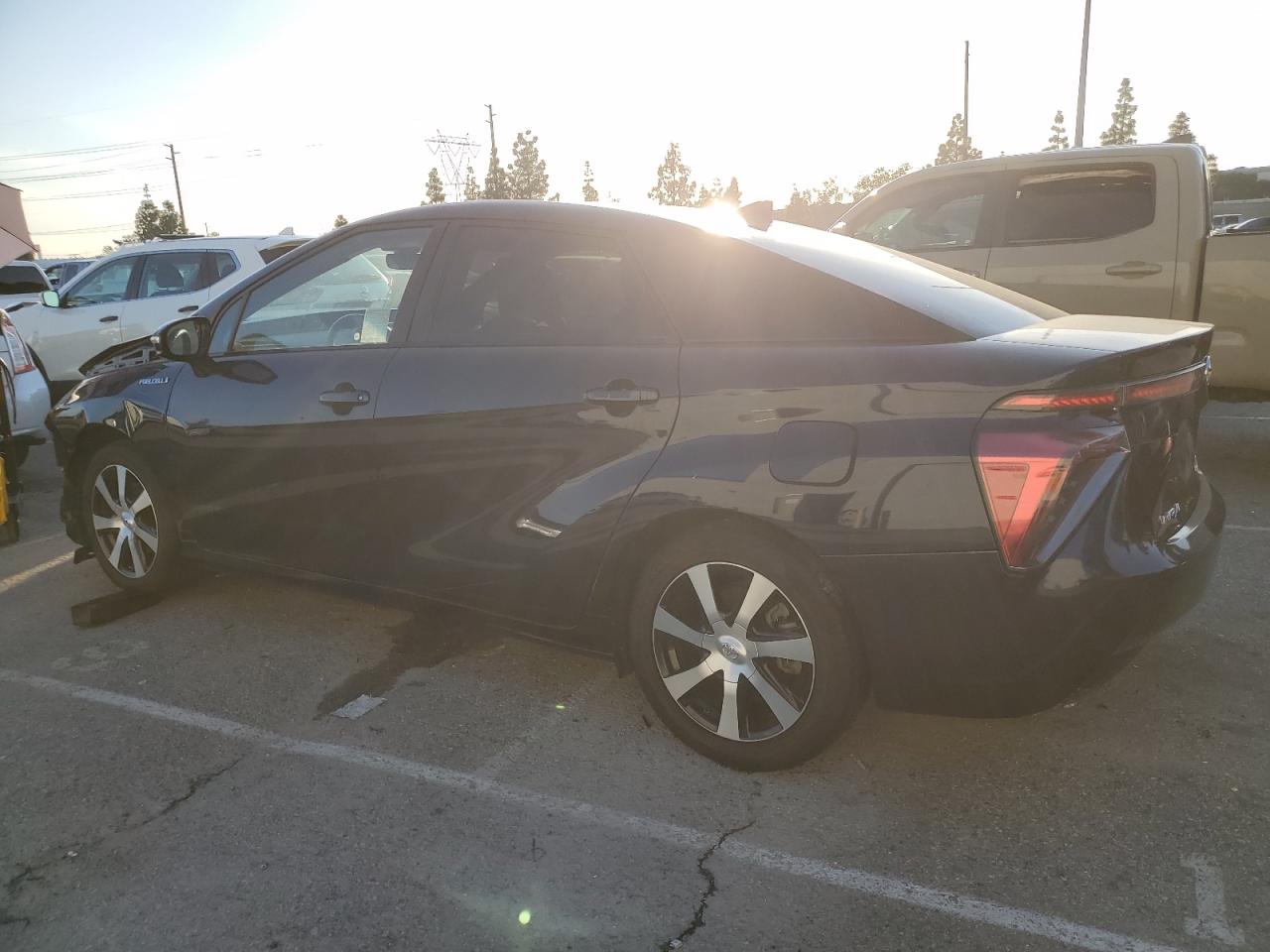 Photo 1 VIN: JTDBVRBD1JA004181 - TOYOTA MIRAI 