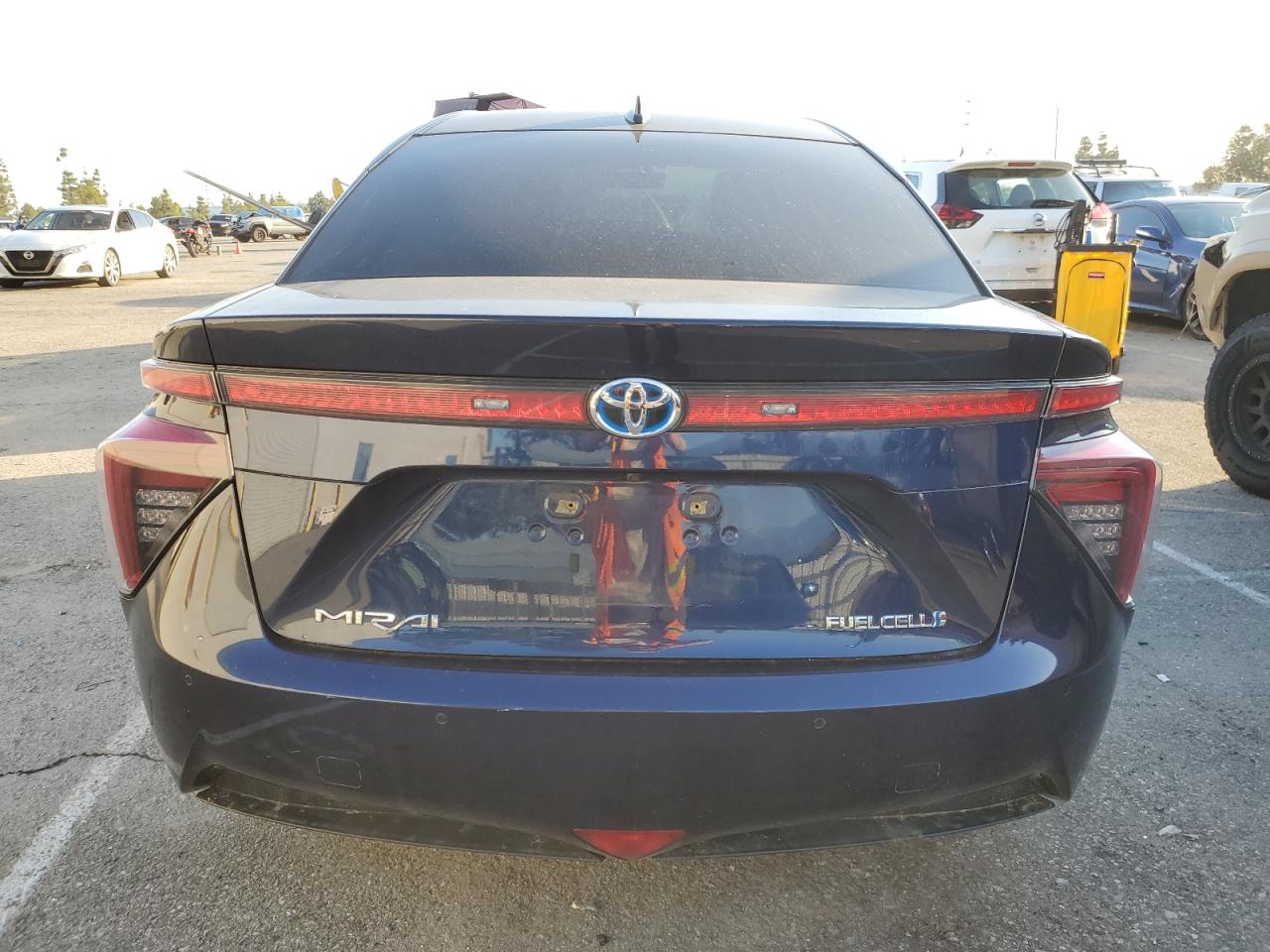 Photo 5 VIN: JTDBVRBD1JA004181 - TOYOTA MIRAI 