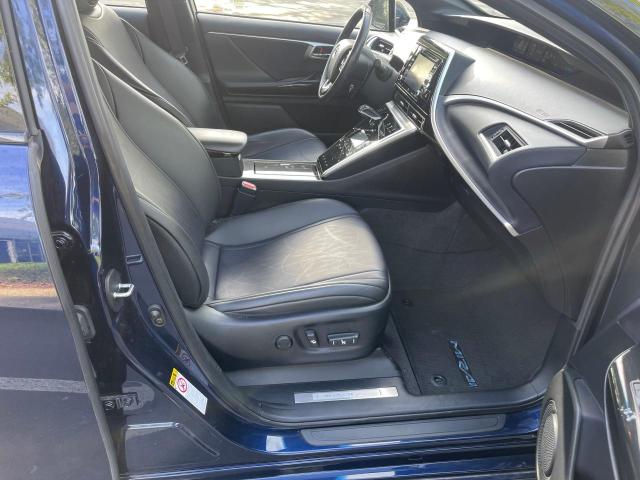 Photo 4 VIN: JTDBVRBD2JA003881 - TOYOTA MIRAI 