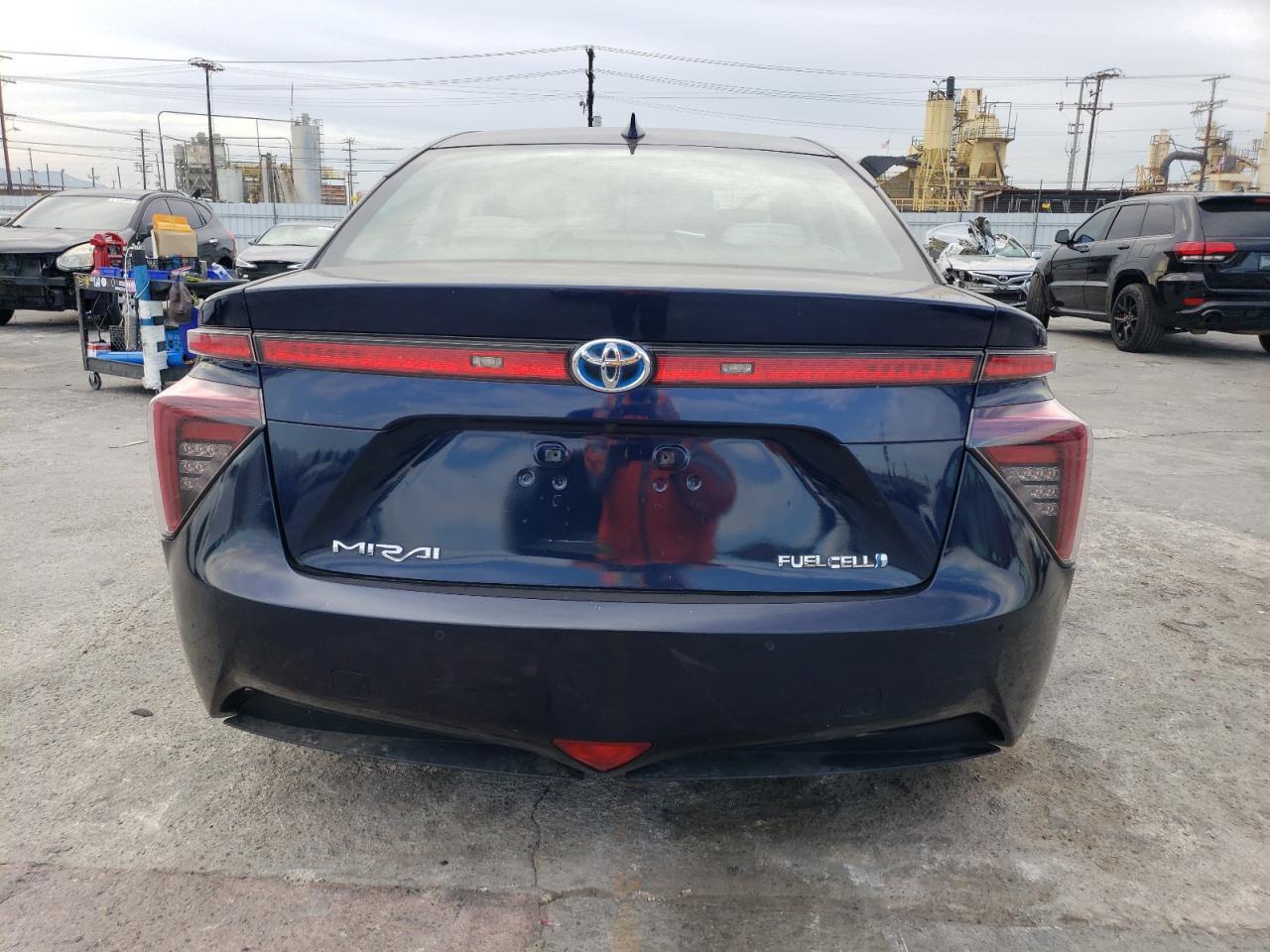 Photo 5 VIN: JTDBVRBD2JA005078 - TOYOTA MIRAI 