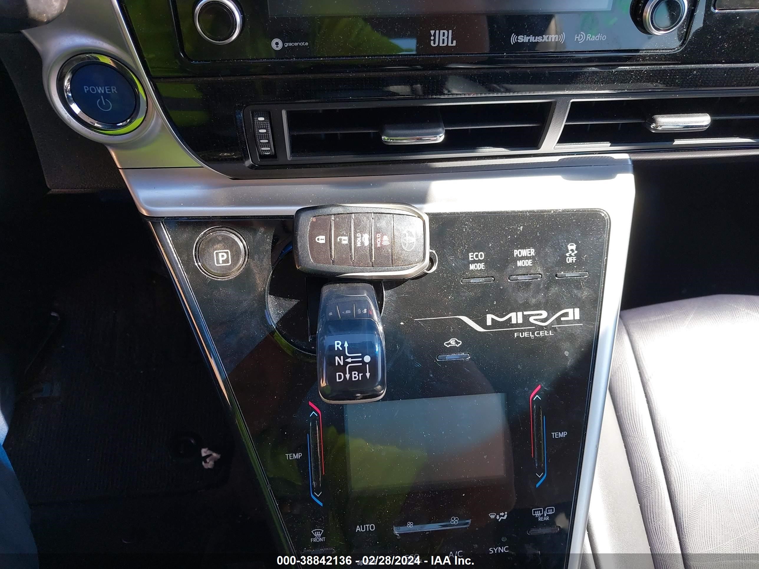 Photo 10 VIN: JTDBVRBD2JA005372 - TOYOTA MIRAI 