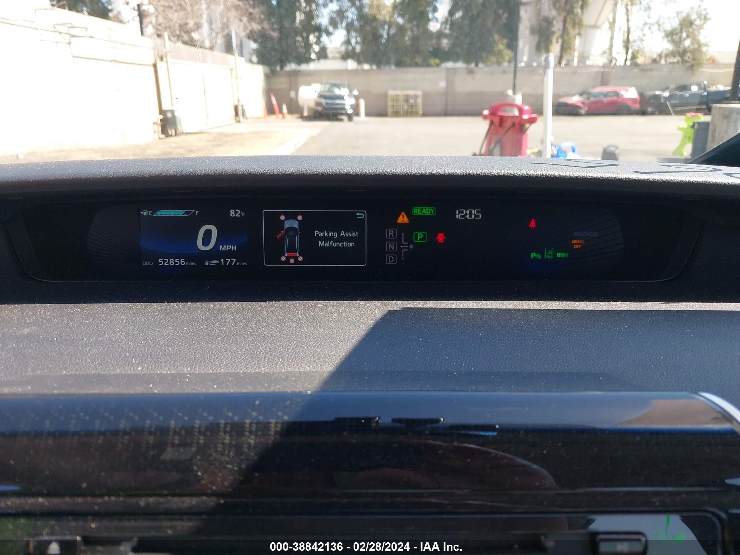 Photo 6 VIN: JTDBVRBD2JA005372 - TOYOTA MIRAI 