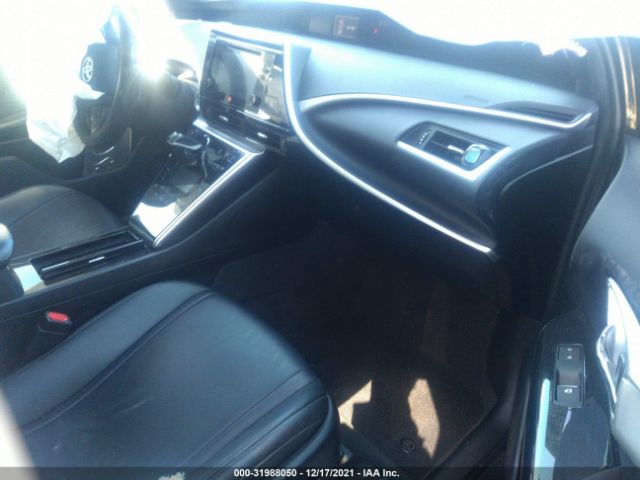 Photo 4 VIN: JTDBVRBD3HA003589 - TOYOTA MIRAI 