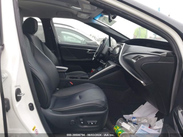 Photo 4 VIN: JTDBVRBD5HA002380 - TOYOTA MIRAI 