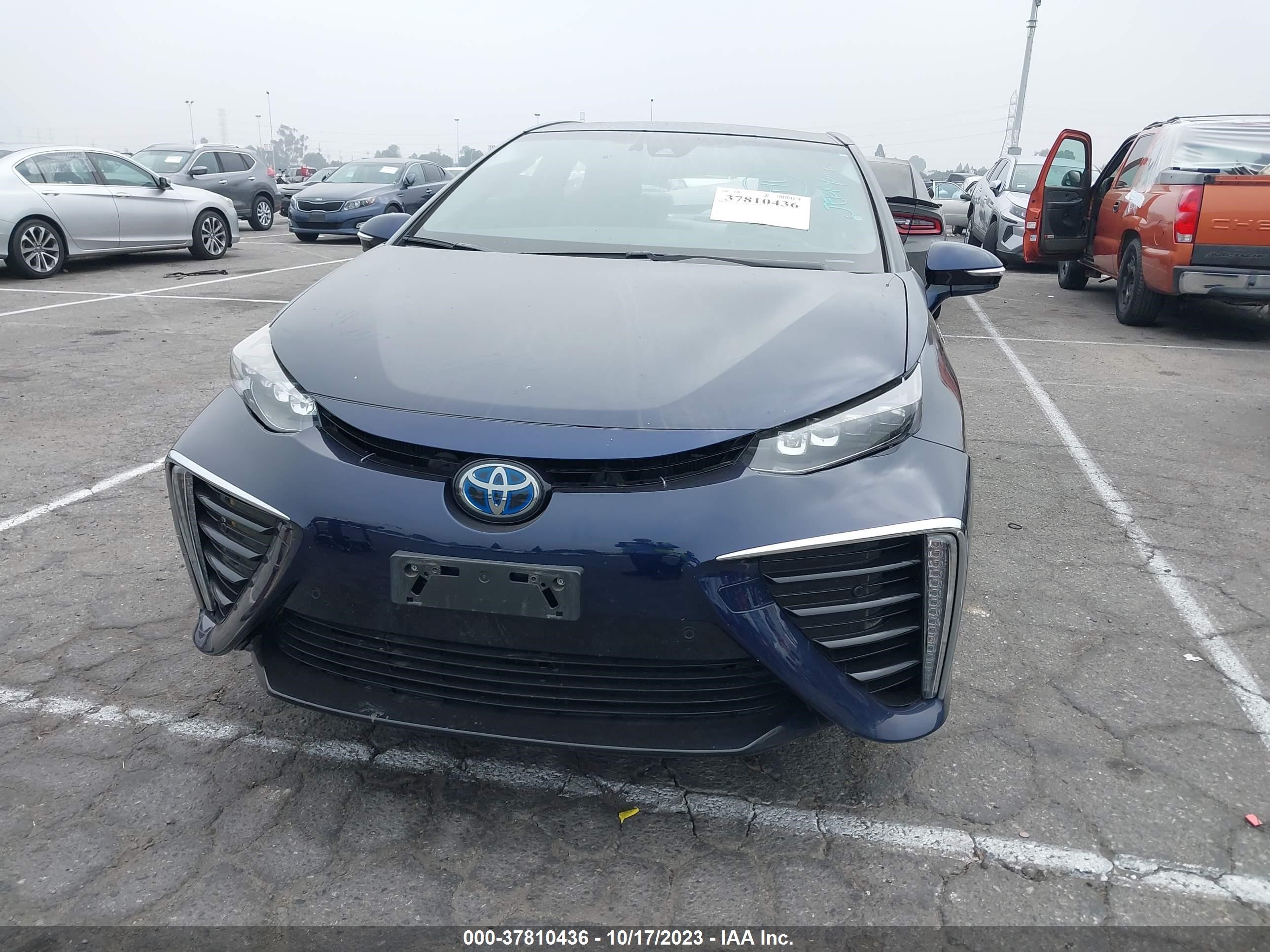 Photo 11 VIN: JTDBVRBD6KA006011 - TOYOTA MIRAI 