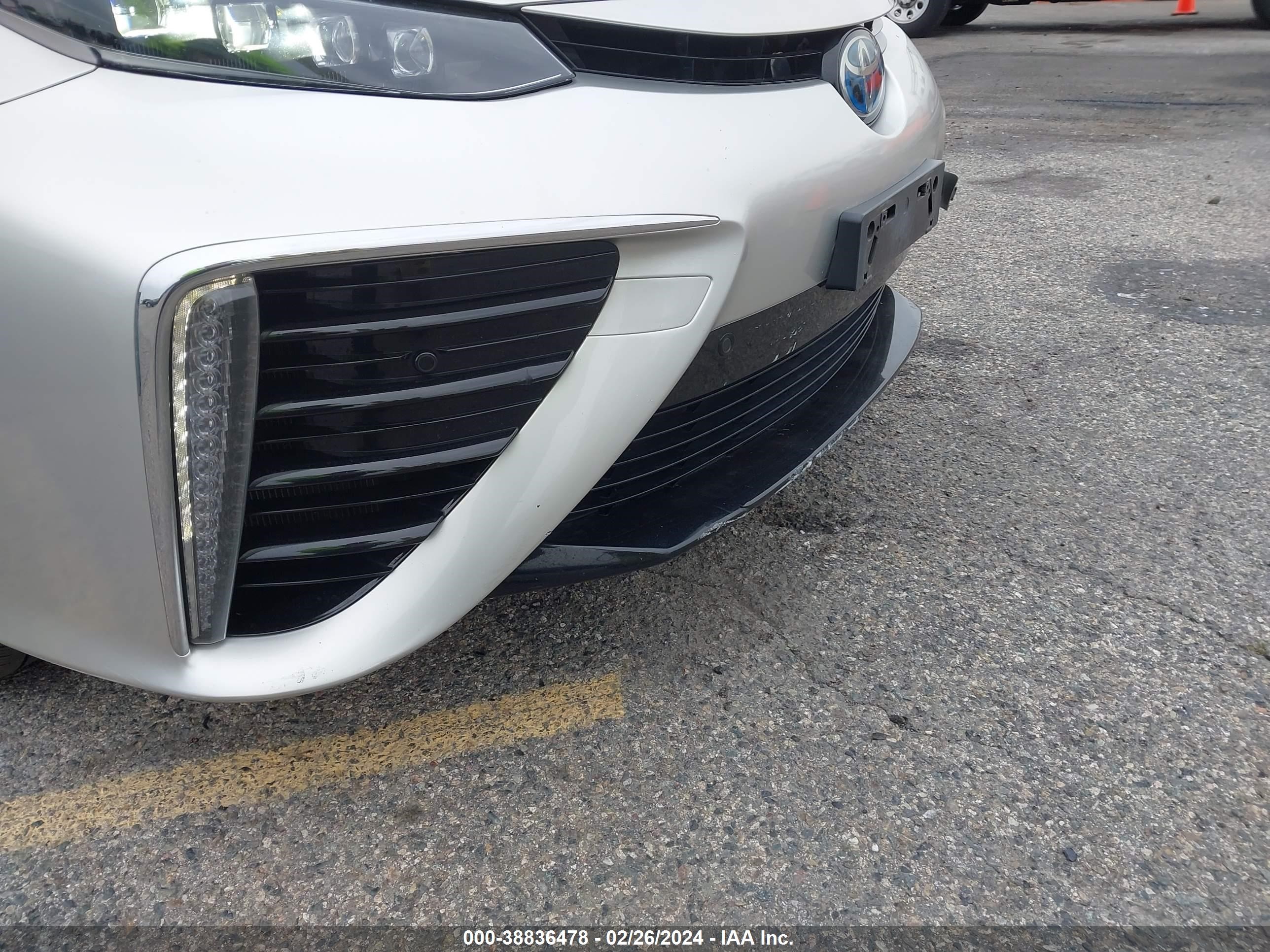 Photo 16 VIN: JTDBVRBD7KA005918 - TOYOTA MIRAI 