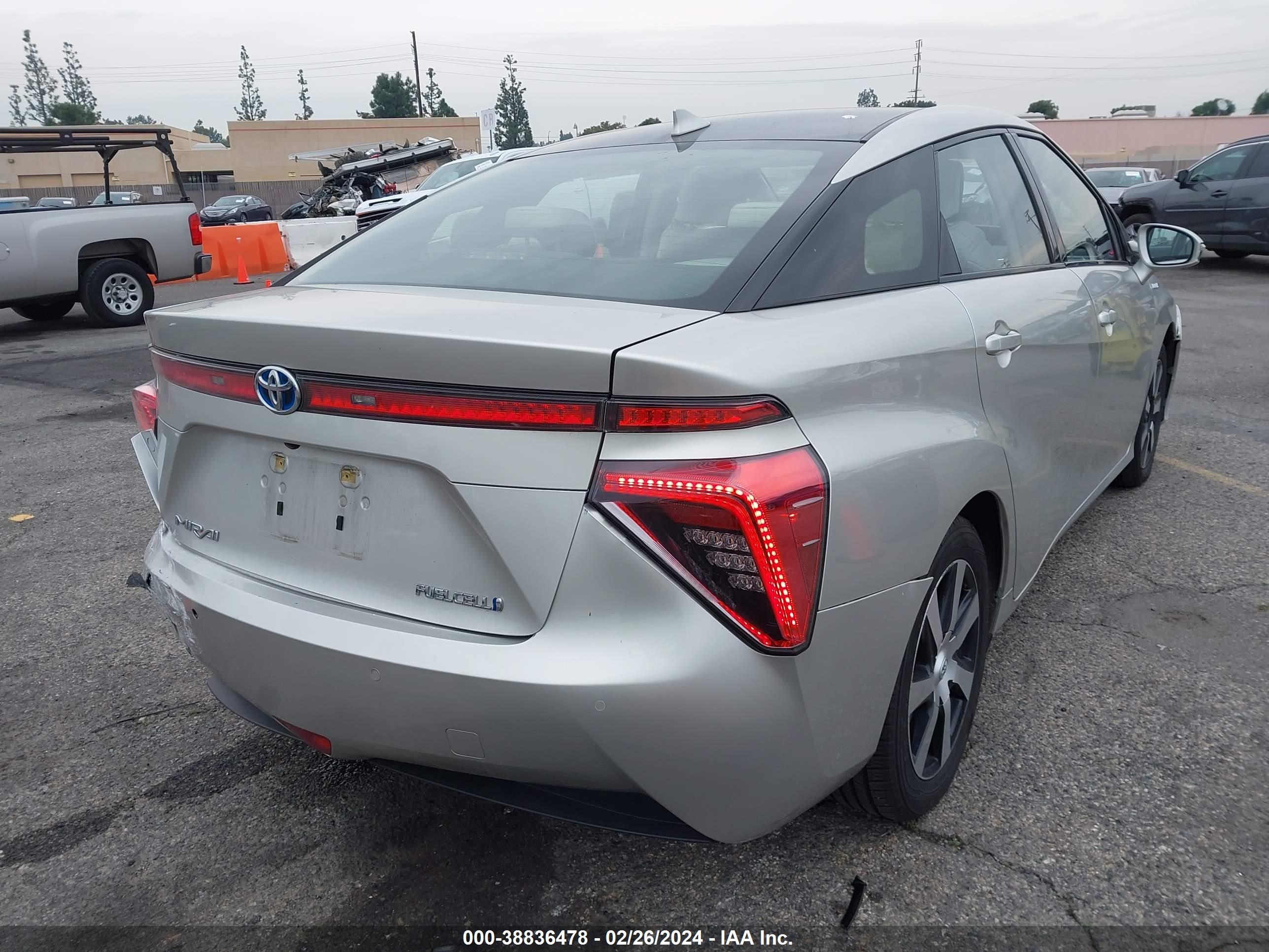 Photo 3 VIN: JTDBVRBD7KA005918 - TOYOTA MIRAI 