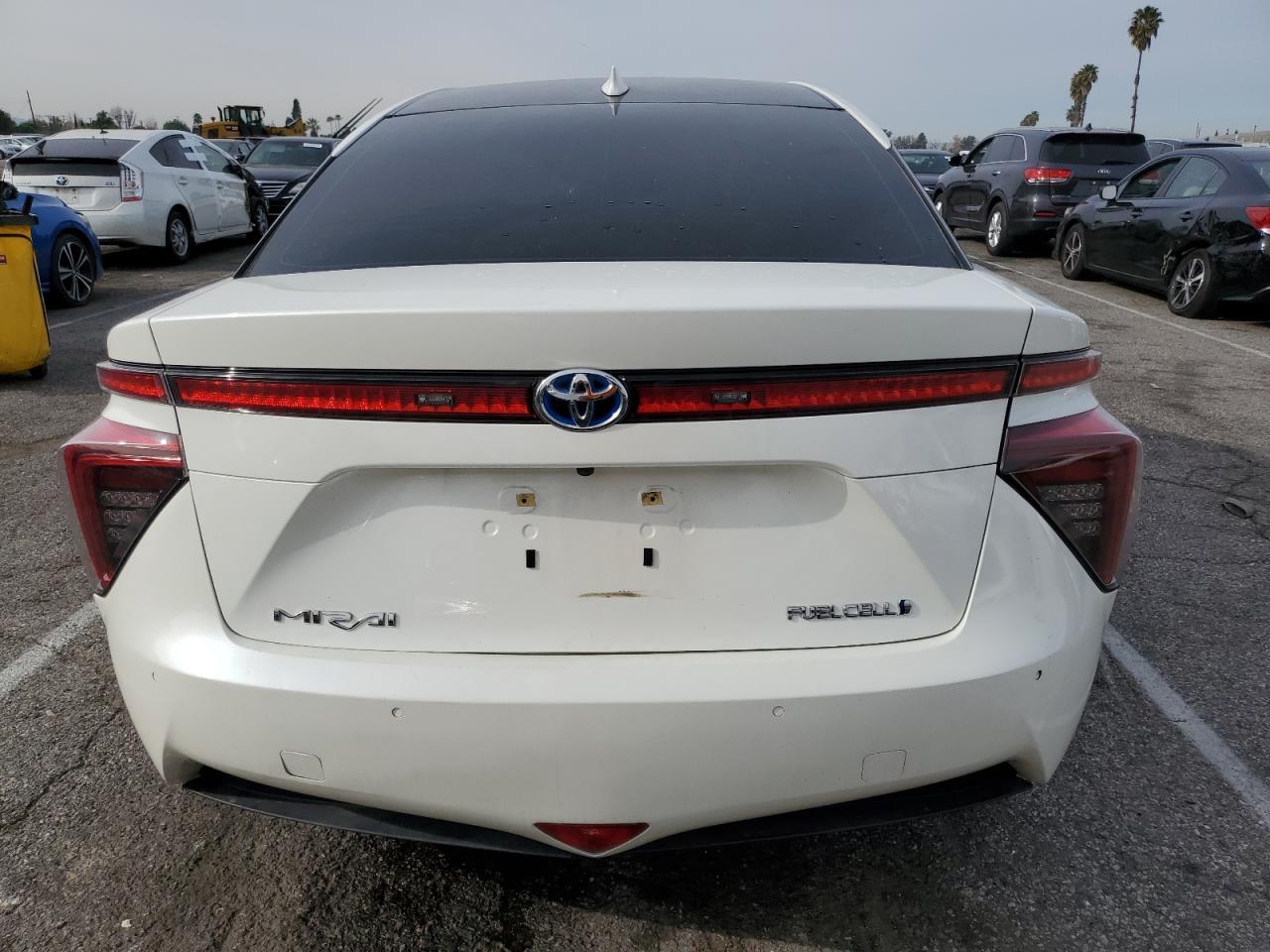 Photo 5 VIN: JTDBVRBD7KA006857 - TOYOTA MIRAI 