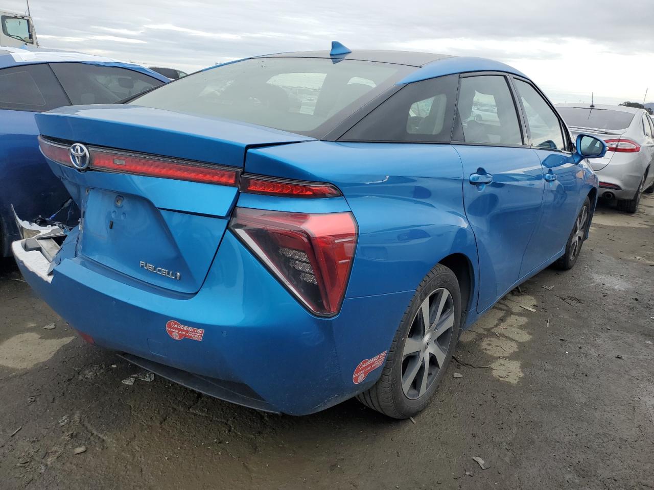 Photo 2 VIN: JTDBVRBD8HA002728 - TOYOTA MIRAI 