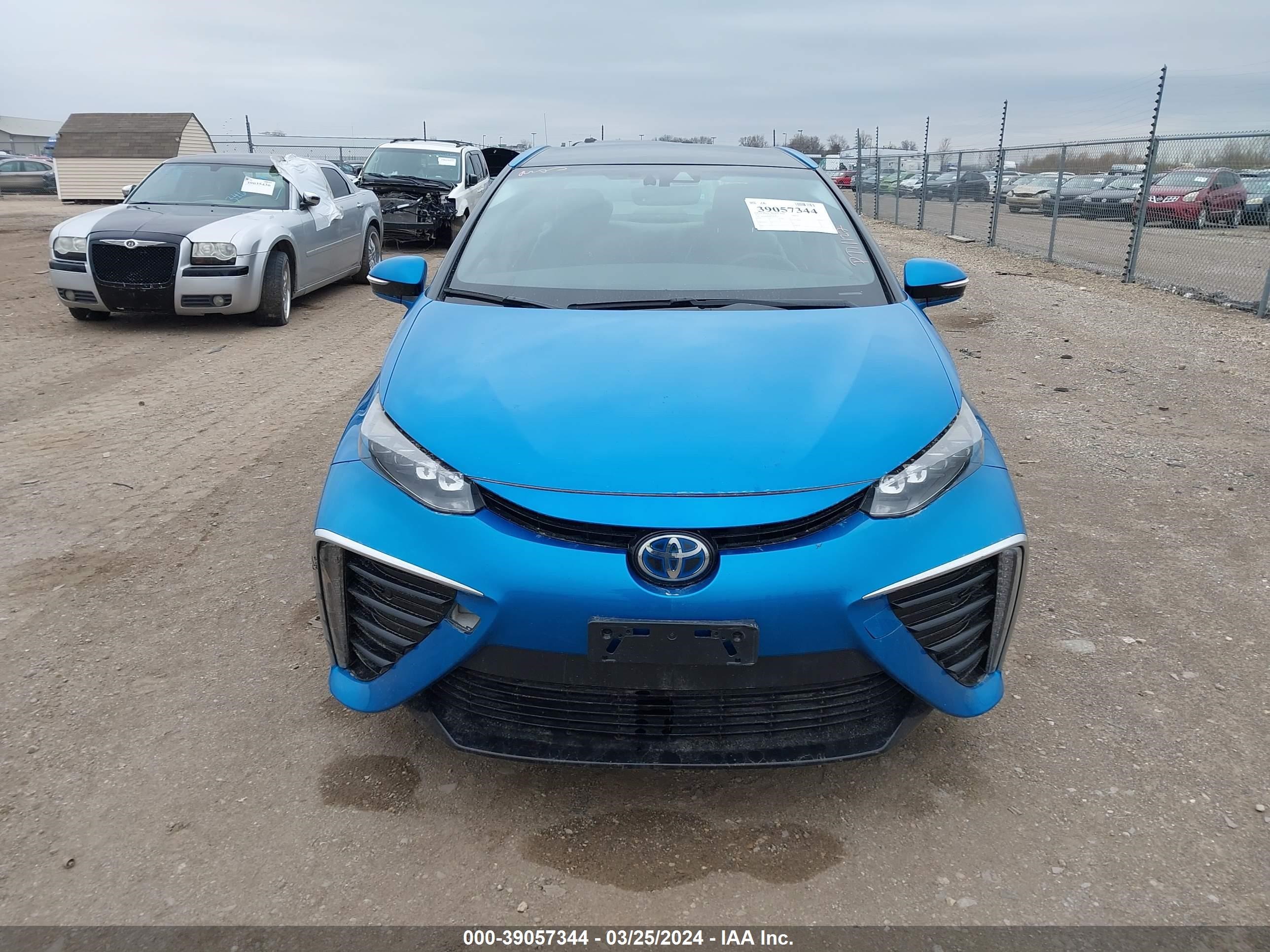 Photo 12 VIN: JTDBVRBD9HA003032 - TOYOTA MIRAI 