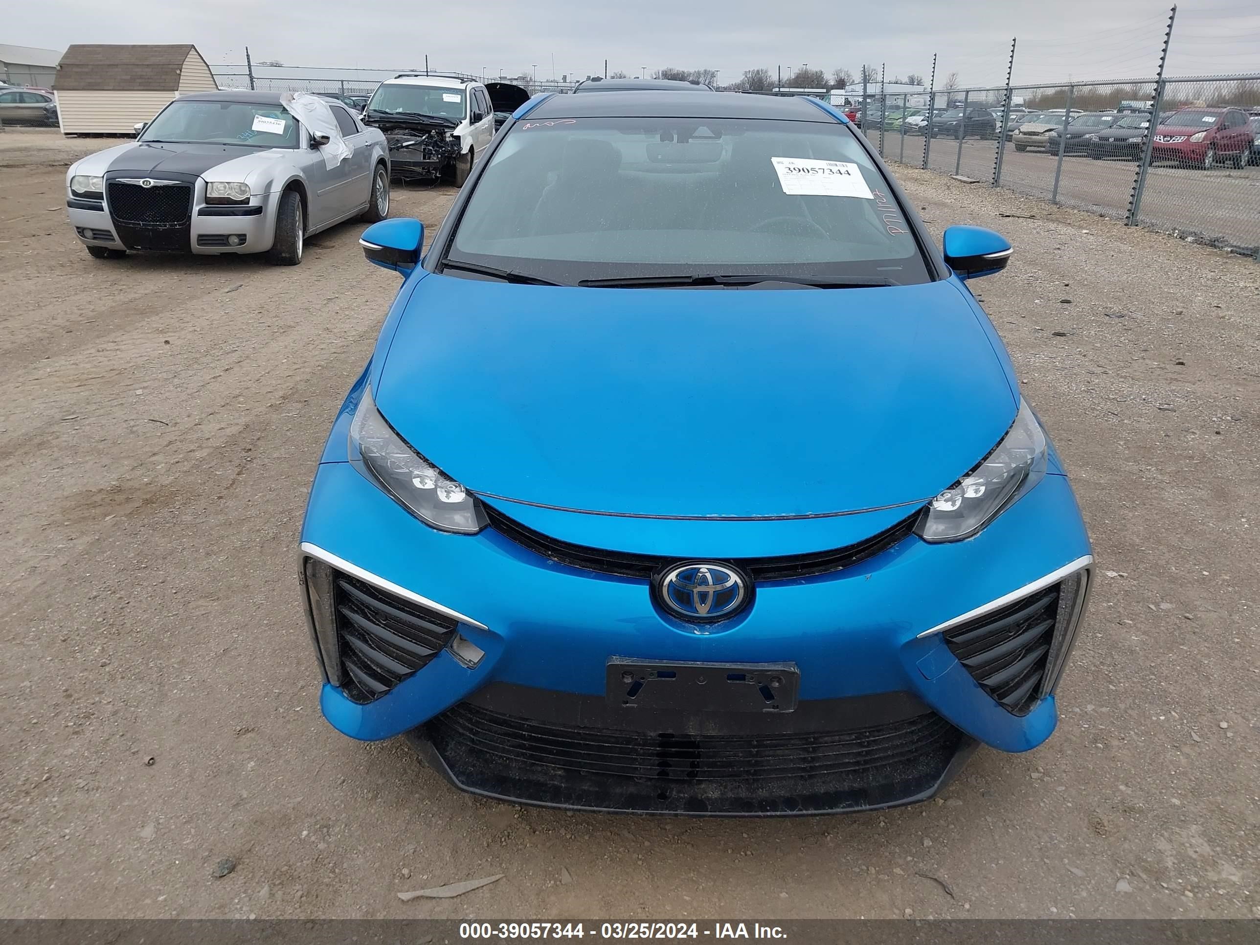 Photo 6 VIN: JTDBVRBD9HA003032 - TOYOTA MIRAI 