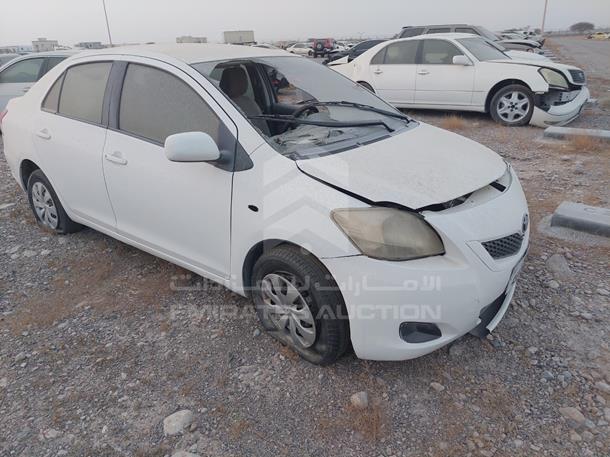 Photo 4 VIN: JTDBW923471045370 - TOYOTA YARIS 