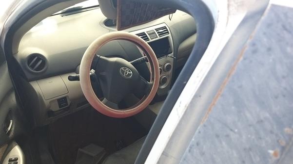 Photo 11 VIN: JTDBW923684017800 - TOYOTA YARIS 