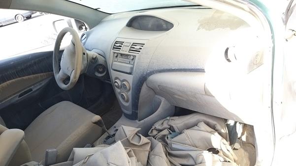 Photo 21 VIN: JTDBW923881105264 - TOYOTA YARIS 