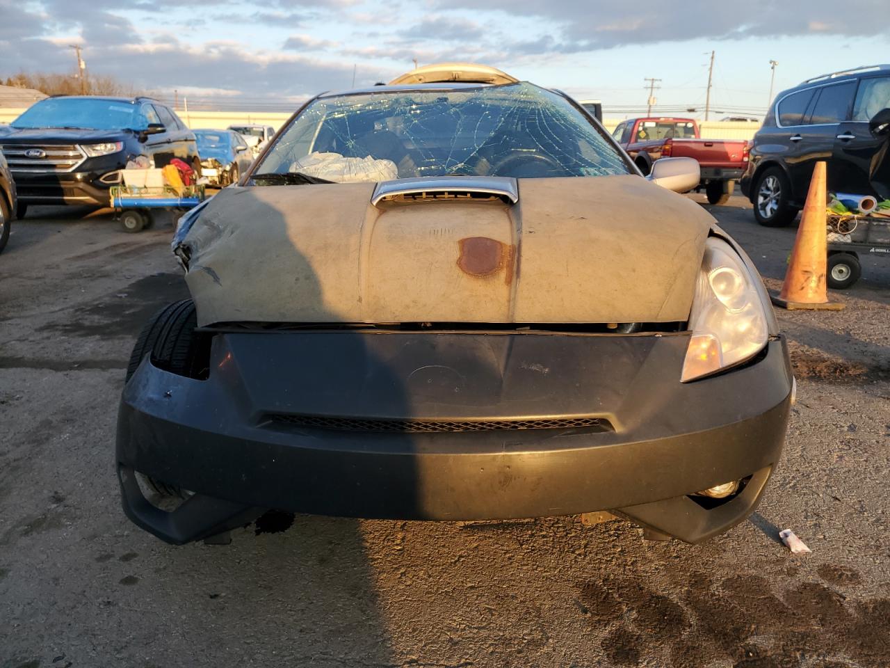 Photo 4 VIN: JTDDR32TX50183933 - TOYOTA CELICA 