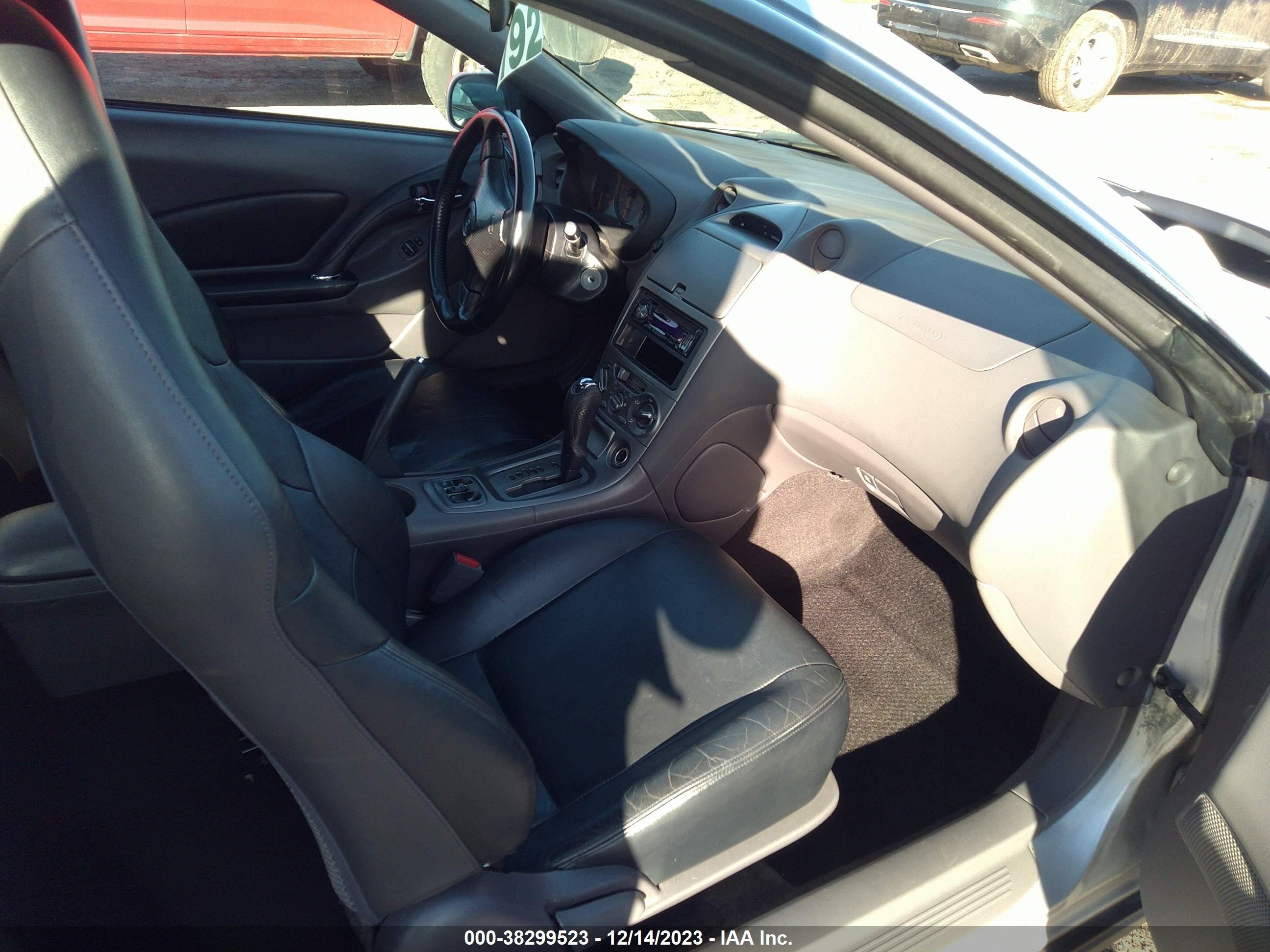 Photo 4 VIN: JTDDY32T120061444 - TOYOTA CELICA 