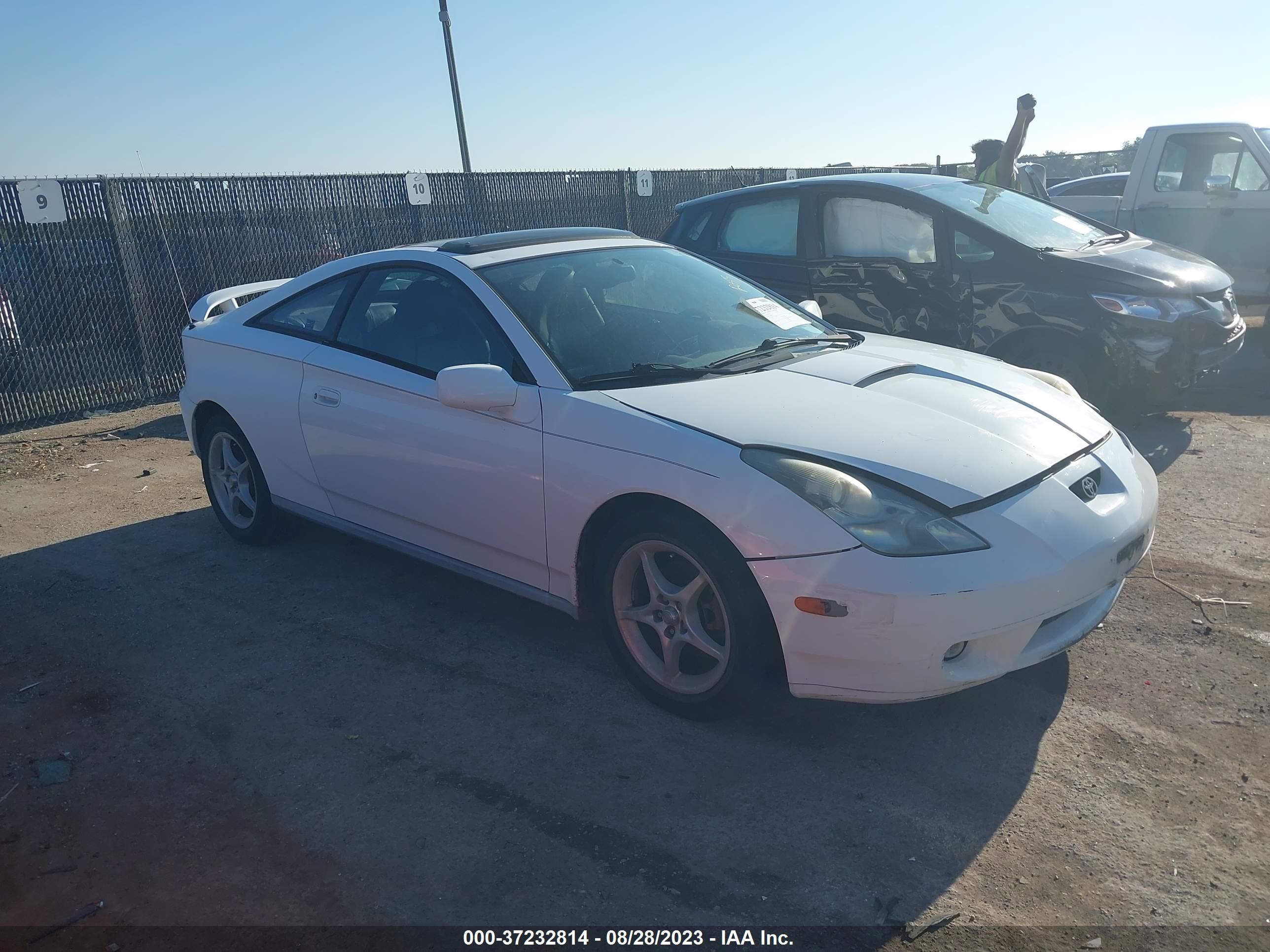 Photo 0 VIN: JTDDY32T3Y0029877 - TOYOTA CELICA 