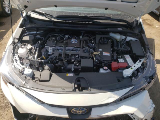 Photo 6 VIN: JTDEAMDE6MJ003484 - TOYOTA COROLLA LE 