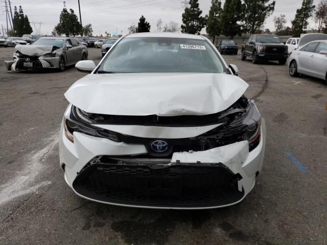 Photo 4 VIN: JTDEAMDE7N3009929 - TOYOTA COROLLA LE 