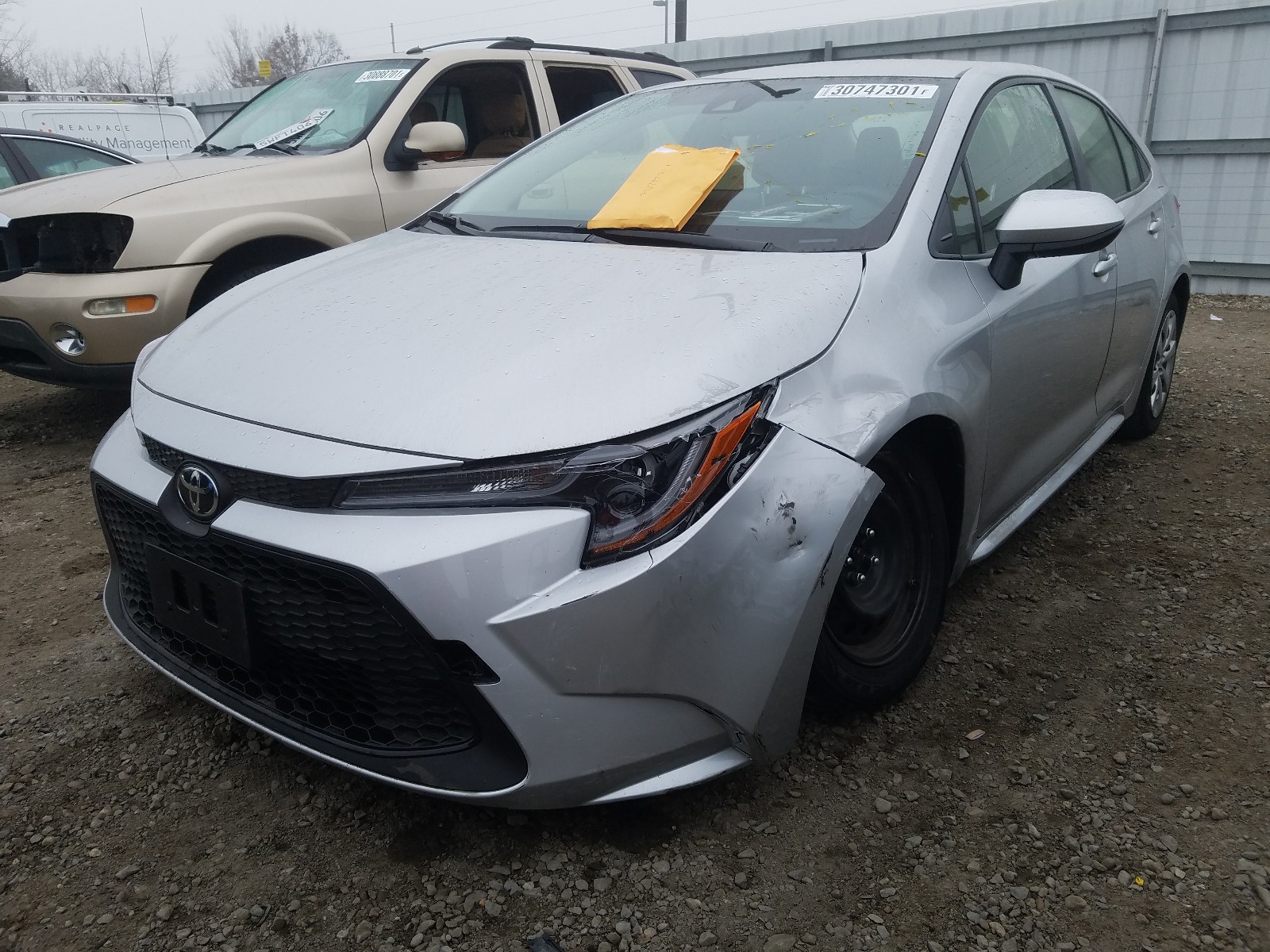 Photo 1 VIN: JTDEPMAE0MJ131478 - TOYOTA COROLLA LE 