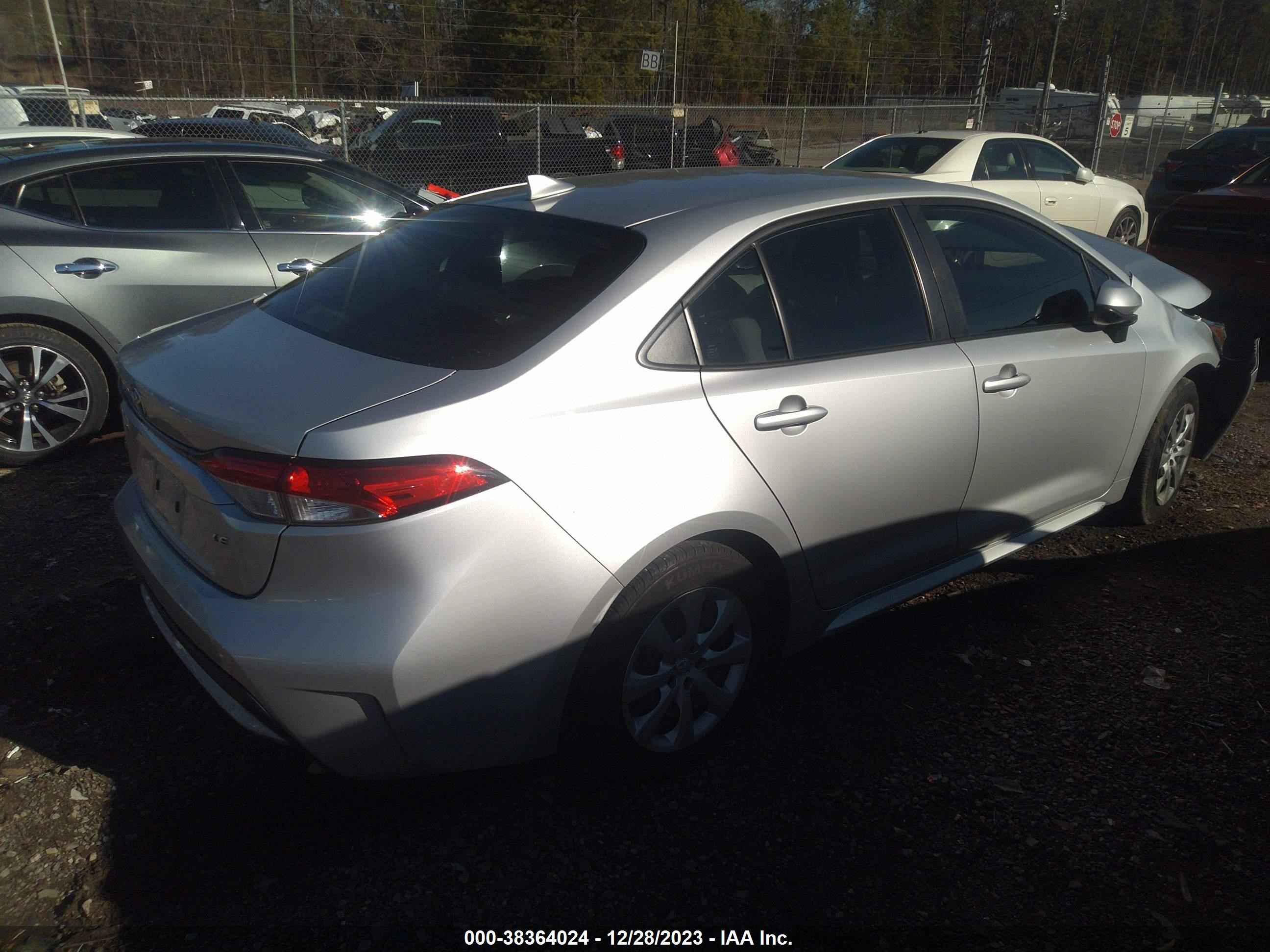 Photo 3 VIN: JTDEPMAE0MJ133442 - TOYOTA COROLLA 