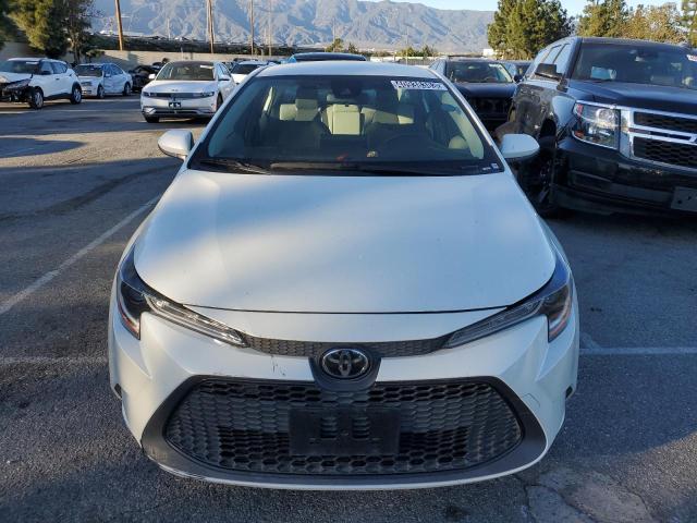 Photo 4 VIN: JTDEPMAE3MJ137551 - TOYOTA COROLLA LE 