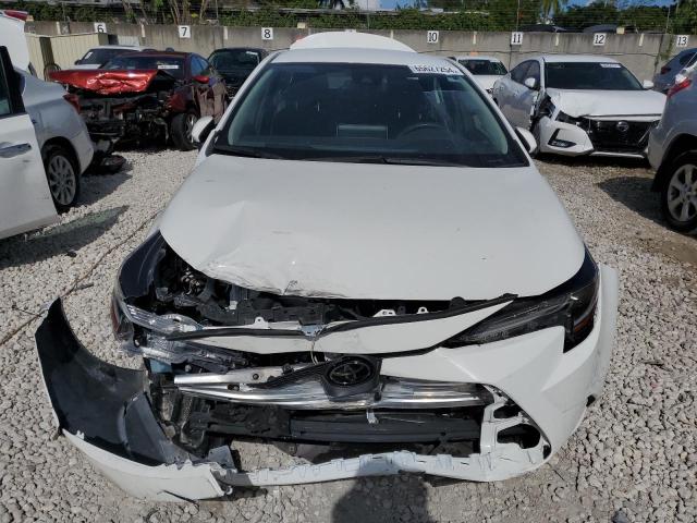 Photo 4 VIN: JTDEPMAE4MJ125764 - TOYOTA COROLLA LE 