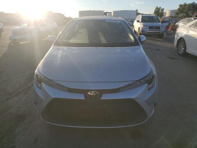 Photo 4 VIN: JTDEPMAE4MJ141222 - TOYOTA COROLLA LE 