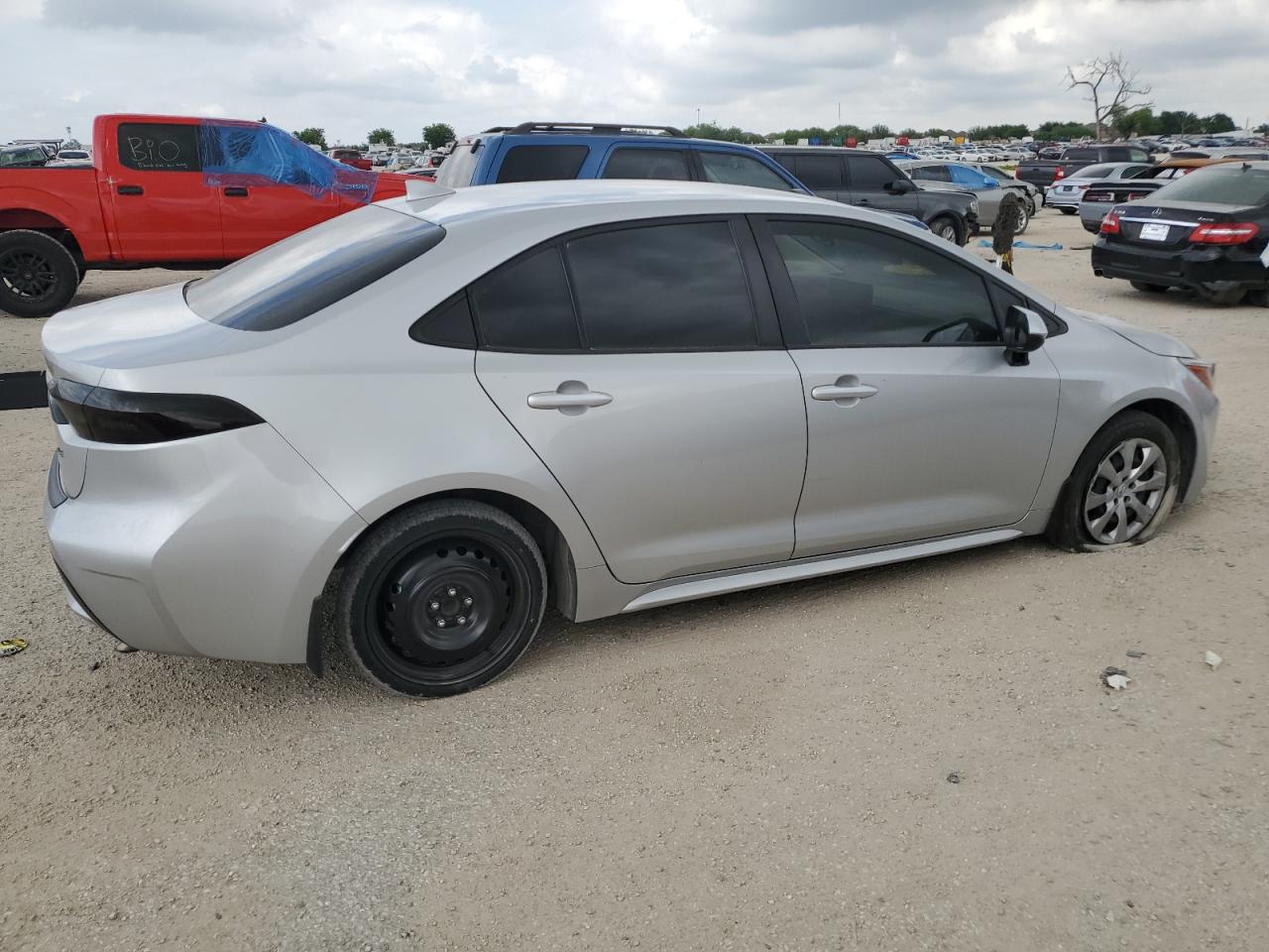 Photo 2 VIN: JTDEPMAE4NJ202358 - TOYOTA COROLLA 