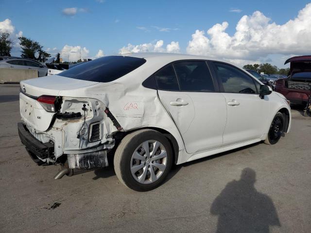 Photo 2 VIN: JTDEPRAE3LJ107249 - TOYOTA COROLLA LE 