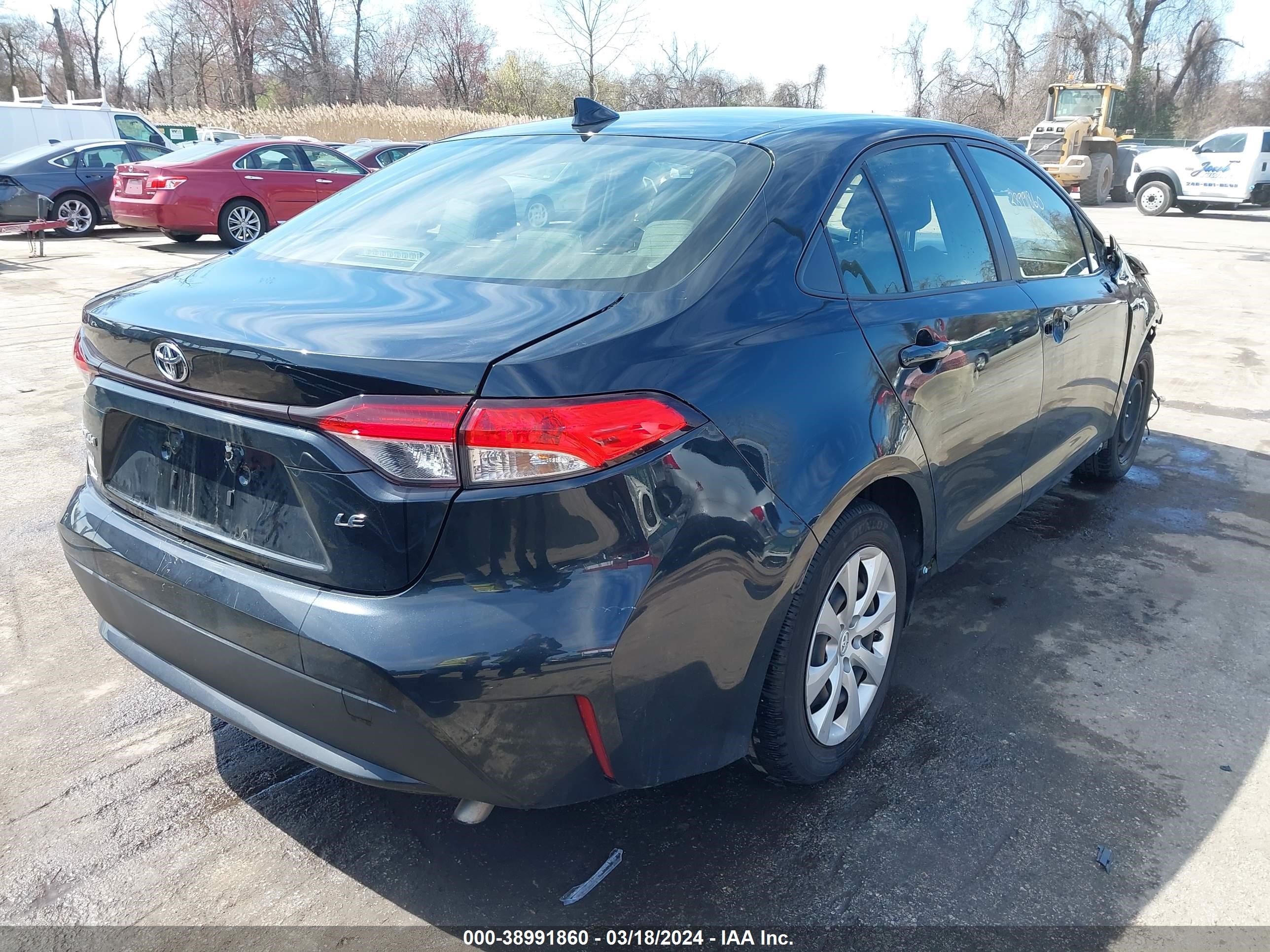 Photo 3 VIN: JTDEPRAE6LJ090401 - TOYOTA COROLLA 