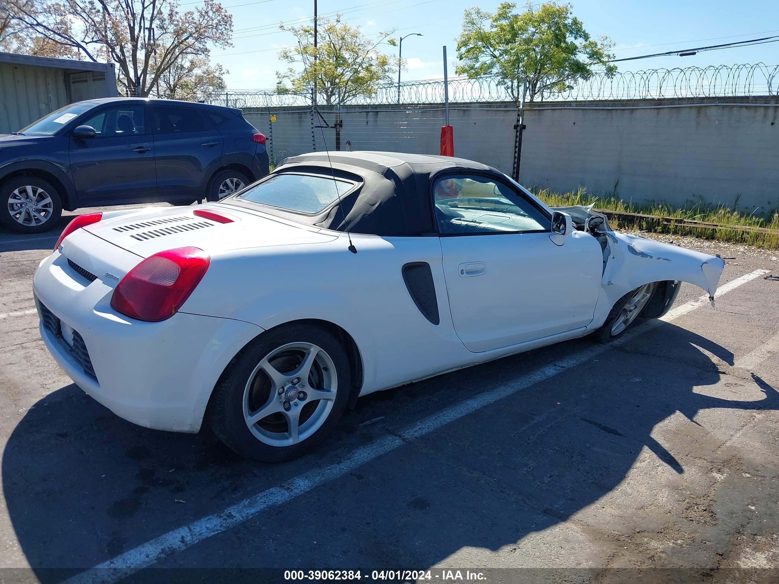 Photo 3 VIN: JTDFR320920050879 - TOYOTA MR2 